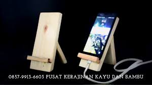 Berikut beberapa aplikasi bingkai foto keren di hp android yang dapat kita unduh secara gratis. Hiasan Bingkai Foto Dari Bambu Hp Wa 0857 9913 6603 Jual Aneka Souvenir Dari Kayu Jakarta