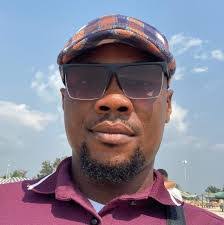 Samuel Dear's Instagram, Twitter & Facebook