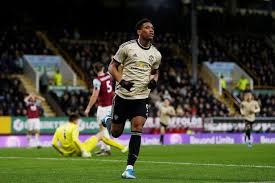 Players players back expand players collapse players. Burnley 0 2 Man Utd Anthony Martial And Marcus Rashford Strike 5 Talking Points Irish Mirror Online