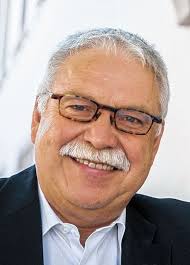 Karl Eisele bleibt der "Löwenbändiger"