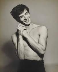 Photos, chat, games, jobs, events! Rudolf Chametowitsch Nurejew Rudolf Nureyev By Richard Avedon 1961 Facebook