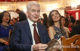 Jun 12, 2021 · сергей собянин подписал указ о новых ограничениях, которые вводятся для предотвращения распространения коронавирусной инфекции. Zhena Lyubovnica I Deti Lichnaya Zhizn Sergeya Sobyanina