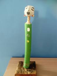 Skulptur Aus Treibholz Und Knetbeton Von Maliha Rosemarie Pappmache Basteln Skulpturen Knetbeton