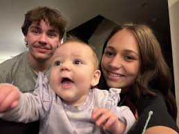 Hi! I'm a senior and in desperate need of a job. Senior year is expensive.  My New Year's resoultion is to start making my own money and save up for a  car.