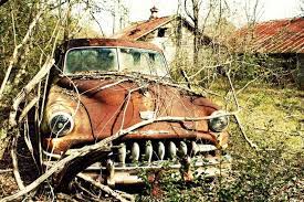 Pin By Ragan Simpich On Abandoned Vintage Cars Old Trucks Car Photography