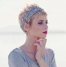 Das styling des frisörs verändert kurze und. Neueste Gatsby Frisur Ideen Fur Kurze Haare Frisuren Gatsby Ideen Kurze Kurze Haare Haarband Haarlange Kurze Haare Haarband Kurze Haare Trend