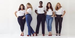 Pantalon en denim stretch, vraie toile jean autrefois utilisée en workwear, porte naturellement un look fort et élégant. 8 Pantalons Tailles Sur Mesure Pour Les Femmes Rondes