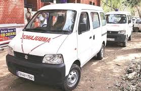 Image result for एम्बुलेंस को अपनी कार समझ लिया