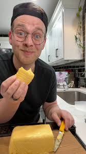 Y'all gotta try this Velveeta Cheese. Why buy it when you can make it! 🧀  🧀 🧀 Velveeta Cheese 1/3 C. Dry Milk Powder 1 envelope Gelatin  (Unflavored) 1 C. Water (boiling)