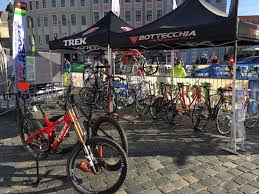 Pin Von Radsport Kotyrba Radhaus Dres Auf Bikes
