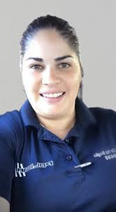 Por su destacada labor, alto sentido de responsabilidad, compromiso  inquebrantable con las víctimas de violencia doméstica, empatía con el  prójimo y excelente compañera. Fué seleccionada Agente del año de la  División de