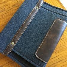 Gris En Feutre Razer Pro Porte Lame Avec Poignee En Cuir Et Etsy In 2020 Macbook Air Sleeve Macbook Air 13 Case Macbook Air Case