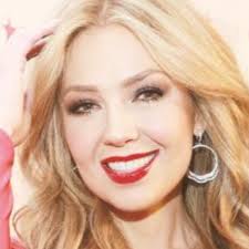 Bella Thalía sin gota de maquillaje