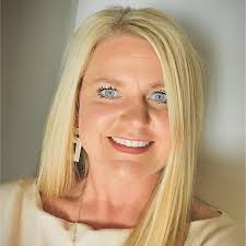 Jodi Lindquist's Instagram, Twitter & Facebook