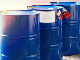 Poly drums are easy to cut and drill holes into making them perfect for planters, floatation pontoons and more. How Tall Is A 55 Gallon Drum All The Dimensions You Ll Need