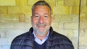 Before that he was elected as a member of the european parliament. Pl1xexdomt2qcm