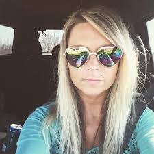 Tabatha Garrett's Instagram, Twitter & Facebook