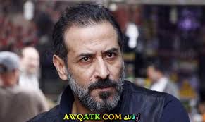 كان الفنان عبد المنعم العامري قبل بدايتة الفنية شغوفا بكرة القدم وظل يمارسها كلاعب بنادي العين لمدة (9) سنوات الي ان ابعدتة الاصابة عن الملاعب. Ø¹Ø¨Ø¯ Ø§Ù„Ù…Ù†Ø¹Ù… Ø¹Ù…Ø§ÙŠØ±ÙŠ Ø¯ÙŠØ§Ù†ØªÙ‡ Ø²ÙˆØ¬ØªÙ‡ Ø¹Ù…Ø±Ù‡ Ù…Ø¹Ù„ÙˆÙ…Ø§Øª Ø¹Ù†Ù‡ ÙˆØµÙˆØ±