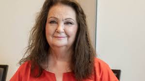 Anna dymna is a polish tv, film and theatre actress of armenian descent and philanthropist. Anna Dymna Jestem Szczesciara Mimo Wszystko Rozmowa Aktualnosci Lovekrakow Pl
