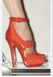 Ich wohne in meiner wohnung seit fast 2 jahren und seit ca. S E X Yyyy Schuhe Fur Madchen Schuhe Schuhe Frauen