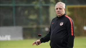 1971 doğumlu romen teknik adam. Marius È™umudicÄƒ The Victim Of Racism In Turkey A Circus He Behaves Like A Gypsy Video