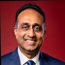 How to Find Data and IT Strategist Email Addresses (2025 Guide)