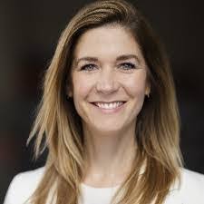 Sandra Ricker's Instagram, Twitter & Facebook