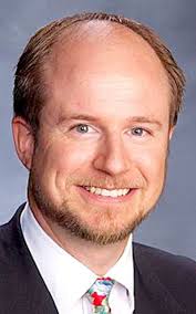 John Overman's Instagram, Twitter & Facebook