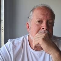 Ben Ervin's Instagram, Twitter & Facebook