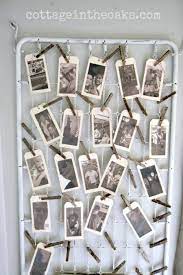 How To Use Bed Springs For Picture Display Cottage In The Oaks Idee Cornici Creativo