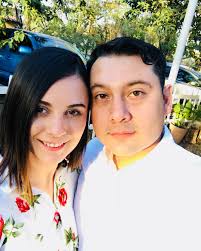 Hubo alguien que nombró un día para festejar una fecha en el calendario,  pero no tomo en cuenta la magnitud del trabajo que desempeñan en nuestra  vidas, gracias a cada una de