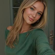 Jenna Fields (@jenna.fields.wellness)