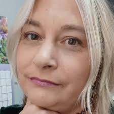 Ginger Manning's Instagram, Twitter & Facebook