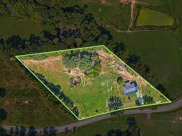 3249 Dan Ridge Rd, Wellington, KY 40387