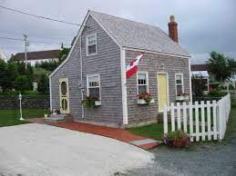 Panoramio Photo Of Brigus Tiny Saltbox House 2003 Saltbox Houses Newfoundland And Labrador Canada City