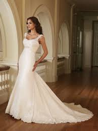 David tutera (born april 23, 1966) is an american celebrity wedding planner, bridal fashion designer, author and professional speaker. 20 Schone Brautkleider Von Der David Tutera Kollektion