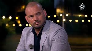 He played for clubs such as real madrid, ajax, inter milan, and galatasaray.he also played for the netherlands national team, and he has been called one of the best midfielders of all time. Y Fhf7dqgpwn9m
