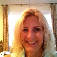 Renee Bosco's Instagram, Twitter & Facebook