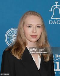 60 Nicole Alyse Stock Photos, High-Res Pictures, and Images