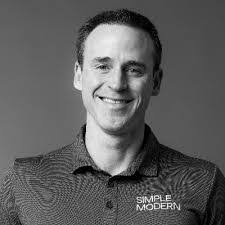 Daniel Baars's Instagram, Twitter & Facebook