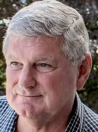 Residents sue town, selectmen