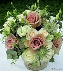 40 Beautiful Creative Diy Best Flowers Arrangement Ideas Flower Arra Flower Arrangements Diy Flower Arrangements Diy Centerpieces Flower Arrangements Simple