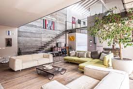 Une Chaleureuse Maison D Architecte En Italie Planete Deco A Homes World Maison Darchitecte Decoration Interieure Deco Maison