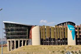 We strive to give you the best service possible. First National Bank Fairlands Hq Johannesburg South Africa Rickardair