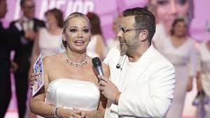 El vestido de carmen borrego ha sido uno de los aspectos del enlace más comentados. Conoce Los Invitados Mas Conocidos A La Boda De Belen Y Miguel