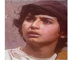 تعزيزات عسكرية كبيرة للحوثيين تتحرك من مسورة وبني حشيش. ØµÙˆØ±Ø© Ù†Ø§Ø¯Ø±Ø© Ù„Ù„ÙÙ†Ø§Ù† ÙŠØ§Ø³Ø± Ø¬Ù„Ø§Ù„ ÙÙŠ Ø·ÙÙˆÙ„ØªÙ‡ Ù…ÙØ§Ø¬Ø£Ø© Ù„Ù‡Ù„ÙˆØ¨Ù‡