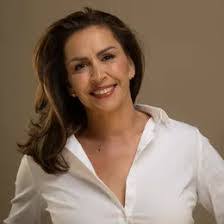 Veronica Almanza's Instagram, Twitter & Facebook