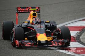 Daniil Kvyat Red Bull Racing Rb12 At Chinese Gp Formula 1 Automobilismo 1