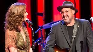 Who is amy grant's spouse? Amy Grant Vince Gill To Hold Drive In Benefit Christmas Concert For Covid Research Through Adventhealth The Apopka Voice