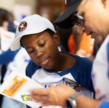 We are pleased to announce the drilling, installation and handover of seven  new water wells for communities